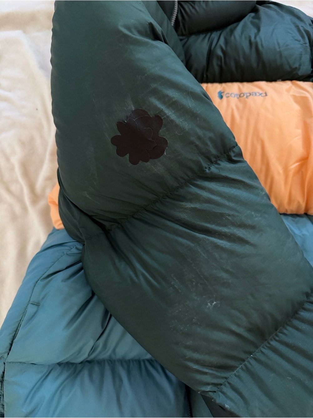 Cotopaxi puffer jacket - Picture 3 of 9